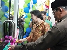 Kepala_BPOM_dan_Gubernur_Resmikan_Balai_POM_Maluku_Utara_03