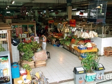 Pasar_Santa_Ketika_Kreatifitas_Muda_Merambah_Pasar_Tradisional_05