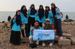 Seangle Pembersih Sampah Pesisir Laut Semarang
