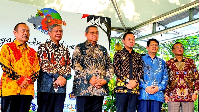 Anugerah Biodiversity Award Kepada Ibu Negara RI ke-6 (Almarhumah) Ani Yudhoyono