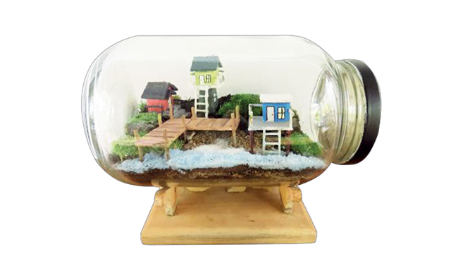 Mahasiswa Yogyakarta Manfaatkan Limbah Kayu Palet untuk Hias Terarium