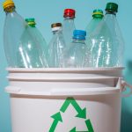 Program Recycle Me bertujuan untuk membantu masyarakat semakin memahami pentingnya proses daur ulang. Foto: Freepik