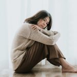 Hari Kesehatan Mental Sedunia bertujuan untuk meningkatkan kesadaran tentang pentingnya menjaga kesehatan mental. Foto: Freepik