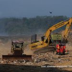 Kebakaran TPA terjadi akibat kemarau dan tingginya gas metana. Foto: Dini Jembar Wardani