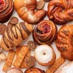 Ilustrasi makanan manis yang membuat tubuh semakin lapar. Foto: Freepik