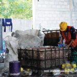 YPCII bergerak memprioritaskan jaminan kesehatan dan ketenagakerjaan kepada pekerja sampah. Foto: Dini Jembar Wardani