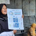 Komunitas Wadulink buka toko isi ulang untuk mengurangi plastik sekali pakai. Foto: Ecoton