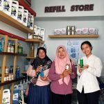 Kampung Siba Klasik meluncurkan toko refill. Foto: Ecoton