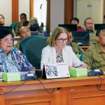 Menteri LHK Siti Nurbaya bertemu Duta Besar Norwegia, Rut Kruger Giverin untuk membahas lebih lanjut pengurangan emisi. Foto: KLHK