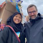 Menteri Lingkungan Kanada, Steven Guilbeault berjanji akan membalas surat Aeshnina Azzahra Aqilani soal sampah impor. Foto: Ecoton