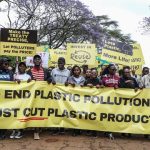 Organisasi masyarakat sipil mendesak para pemimpin ASEAN untuk bersikap tegas mengakhiri pencemaran plastik. Foto: James Wakibia