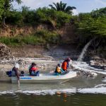 Kenaikan suhu menyebabkan punahnya plankton dan ikan di Sungai Brantas. Foto: Ecoton