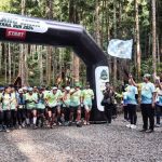 KLHK menggelar kegiatan fun trail run  bertajuk “Elang Jawa Trail Run 2024”. Foto: KLHK
