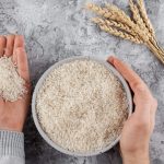 Ada banyak manfaat beras organik bagi kesehatan tubuh. Foto: Freepik