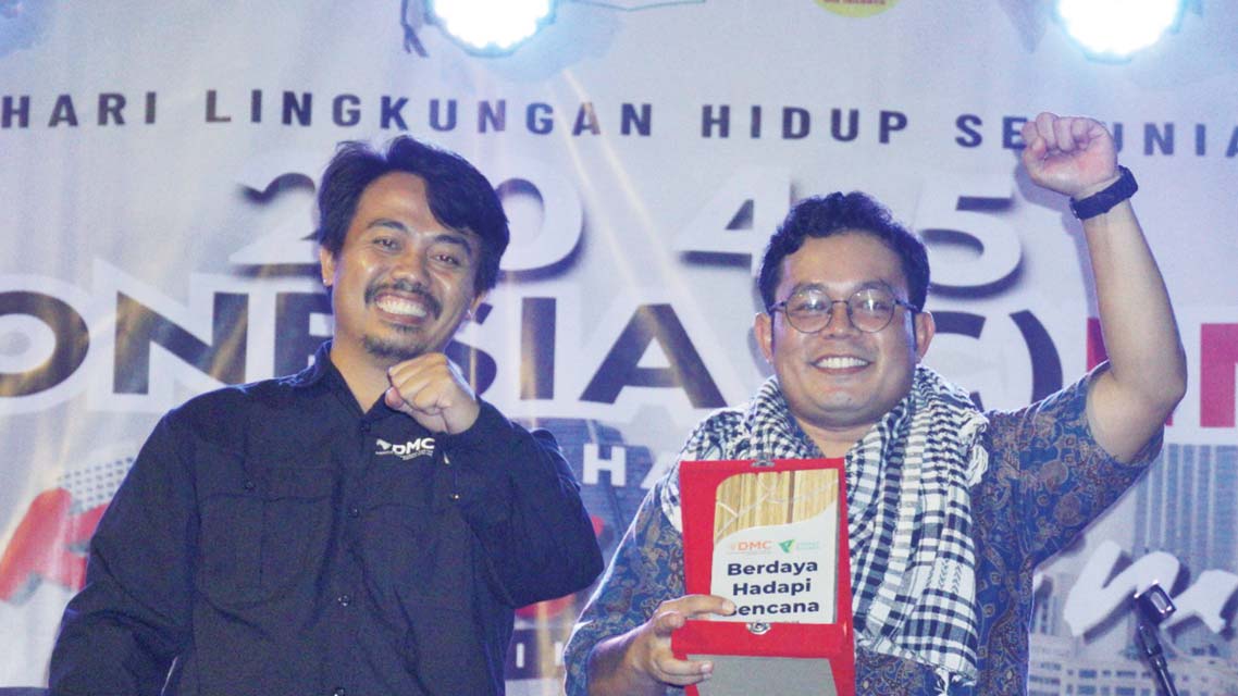 Walhi mendorong generasi muda melakukan gugatan iklim. Foto: Walhi