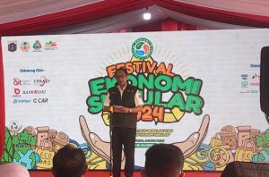 Festival Ekonomi Sirkular menjadi ajang pameran produk ramah lingkungan. Foto: Dini Jembar Wardani