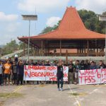 Warga Bantul menolak pembangunan TPSS Srimulyo. Foto: Walhi Yogyakarta