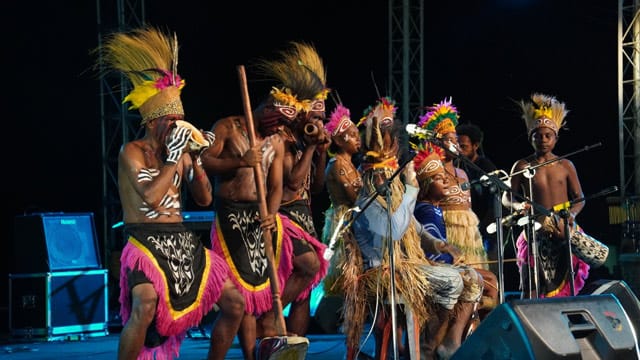 Perlunya pengesahan Undang-Undang Masyarakat Adat (UUMA) untuk memberikan kepastian wilayah adat dan melindungi hak-hak masyarakat adat. Foto: AMAN