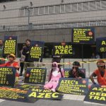 Koalisi masyarakat sipil Indonesia menuntut penghentian upaya perpanjangan penggunaan energi fosil dan solusi palsu dalam AZEC. Foto: Walhi