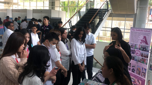 Edukasi lingkungan dalam 'Festival Empowering Society' di Kampus Bina Nusantara (Binus). Foto: The Antheia Project.