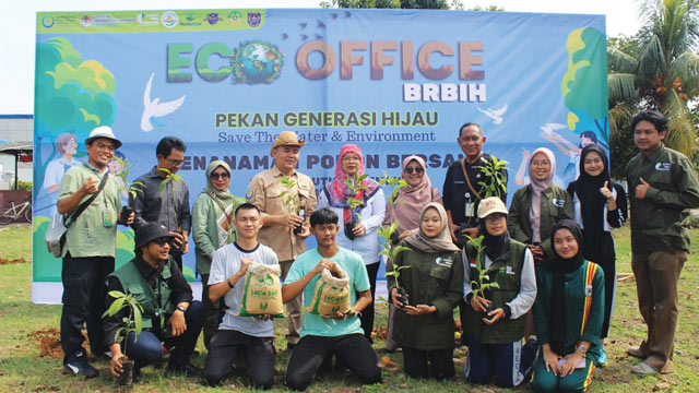 Penanaman 500 pohon. Foto: KKP