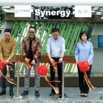 Peluncuran halte bus dari alga. Foto: PT Alam Sutera