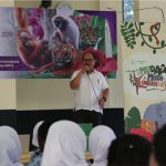 Kegiatan literasi biodiversitas siswa SMA di Bogor. Foto: Belantara Foundation