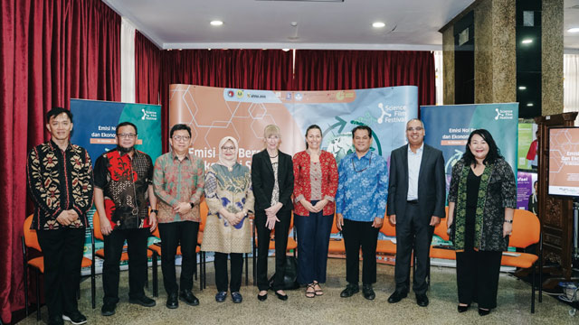 Science Film Festival di Indonesia mengangkat tema 'Emisi Nol Bersih dan Ekonomi Sirkular'. Foto: Goethe Institute