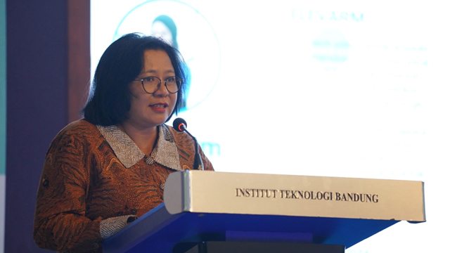 Dekan SITH ITB, Endah Sulistyawati menjelaskan tentang Biospark 2024. Foto: Berita ITB
