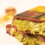 Kacang pistachio dalam cokelat dubai. Foto: Instagram.com/Fix Dessert Chocolatier