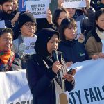 Organisasi masyarakat sipil menilai negosiator perlu berani mengakhiri polusi plastik tanpa kompromi. Foto: AZWI