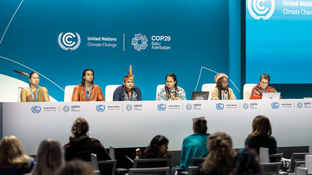 COP29 menetapkan pembiayaan iklim 300 miliar USD. Foto: COP29