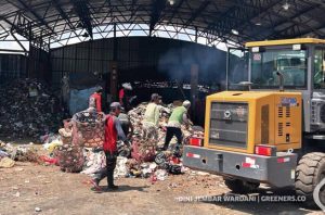 Ilustri pemulung. Foto: Dini Jembar Wardani