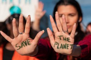 Pendanaan iklim di COP29 masih jauh dari kebutuhan. Foto: Freepik