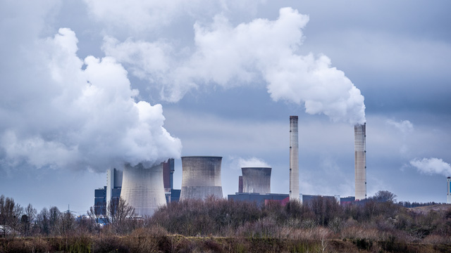 Walhi menilai tawaran program lama dari PM Jepang, Ishiba Shigeru berisiko buruk pada lingkungan dan masyarakat. Foto: Freepik
