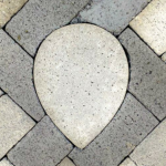 Paving block ramah lingkungan. Foto: In Habitat