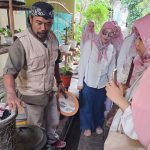 Kampung Siba Klasik menggelar zero waste tour dalam rangka HPSN 2025. Foto: Ecoton