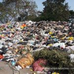 Bandung perlu menentukan arah pengelolaan sampah tanpa solusi semu. Foto: Dini Jembar Wardani
