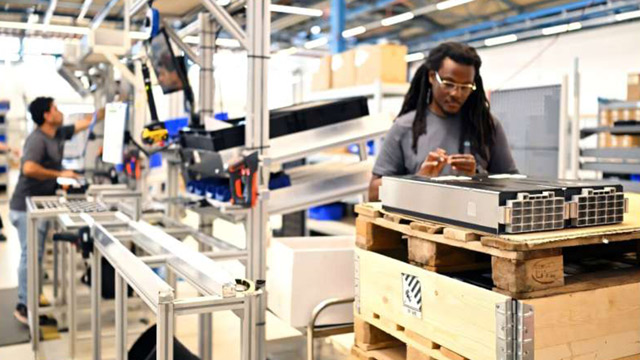 Voltfang mengubah baterai bekas jadi penyimpanan energi ramah lingkungan. Foto: Techxplore