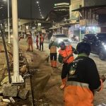 DLH DKI angkut 18,72 ton sampah di kawasan DPR. Foto: DLH DKI