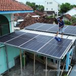 Masyarakat harus terlibat untuk mencapai target energi terbarukan 2035. Foto: Dini Jembar Wardani