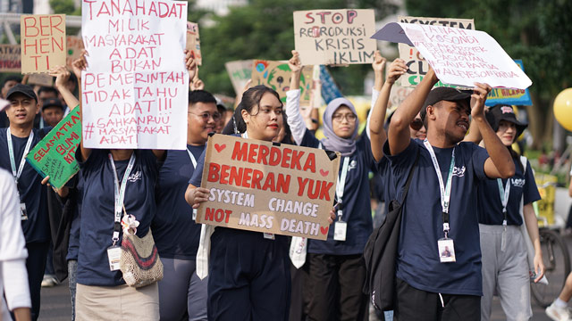 Orang muda dari 32 provinsi menuntut komitmen iklim ambisius jelang COP30. Foto: Climate Rangers Jakarta