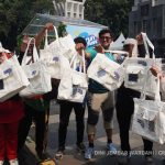 Warga menikmati akhir pekan dengan olahraga dan belajar upcycling. Foto: Dini Jembar Wardani