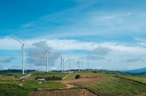 Rencana RUPTL 2025–2034 berisiko menghambat transisi energi di Indonesia. Foto: Freepik
