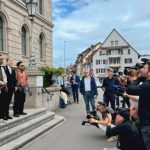Empat warga Pulau Pari, Kepulauan Seribu, Indonesia, menggugat perusahaan semen terbesar di dunia, Holcim, atas kerugian nyata yang mereka alami akibat krisis iklim. Foto: Walhi