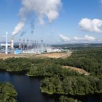 Kebijakan dekarbonisasi perbankan Indonesia masih tertinggal di ASEAN. Foto: Freepik