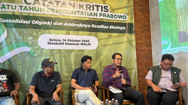 Walhi mengkritisi satu tahun pemerintahan Prabowo-Gibran. Foto: Walhi