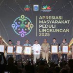 Pemprov DKI kembali beri penghargaan kepada penggiat lingkungan. Foto: DLH DKI Jakarta