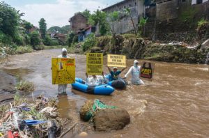 Brantas tercemar berat, Ecoton desak Pemkot Malang tingkatkan tata kelola sampah. Foto: Ecoton