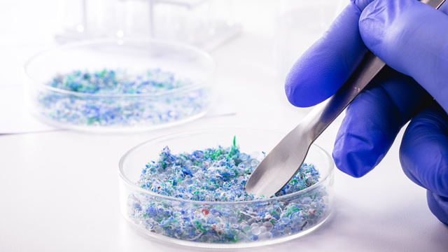 Semarang menempati urutan keempat kontaminasi mikroplastik udara tertinggi. Foto: Freepik